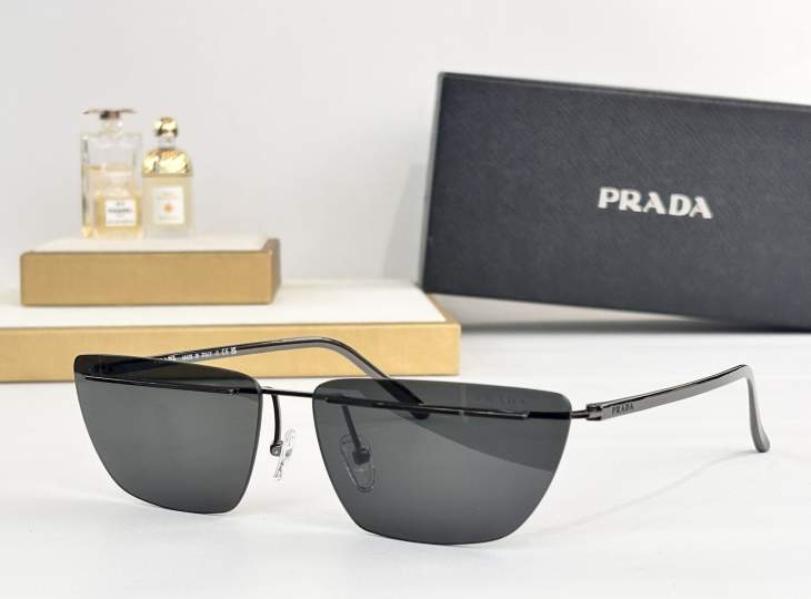 Picture of Prada Sunglasses _SKUfw75760543fw